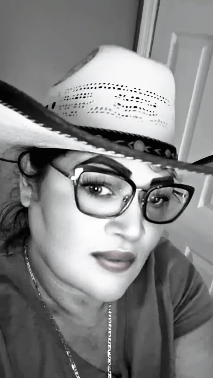 @Soly Luna