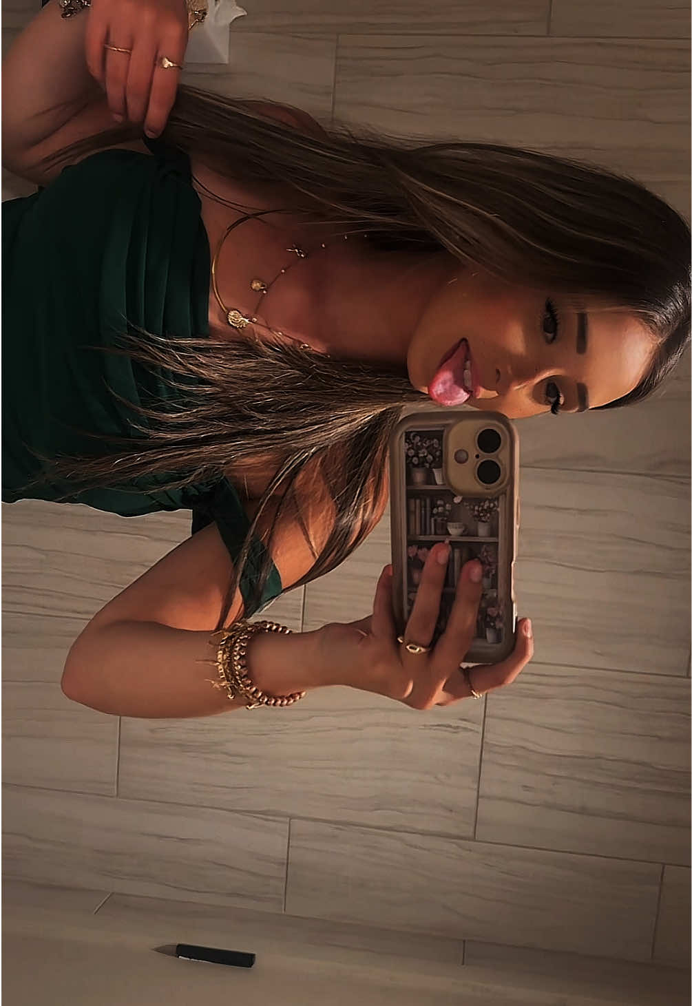 @Juliyuhh