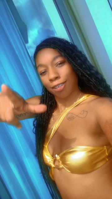 @Tha Wife🦋 🥵😈