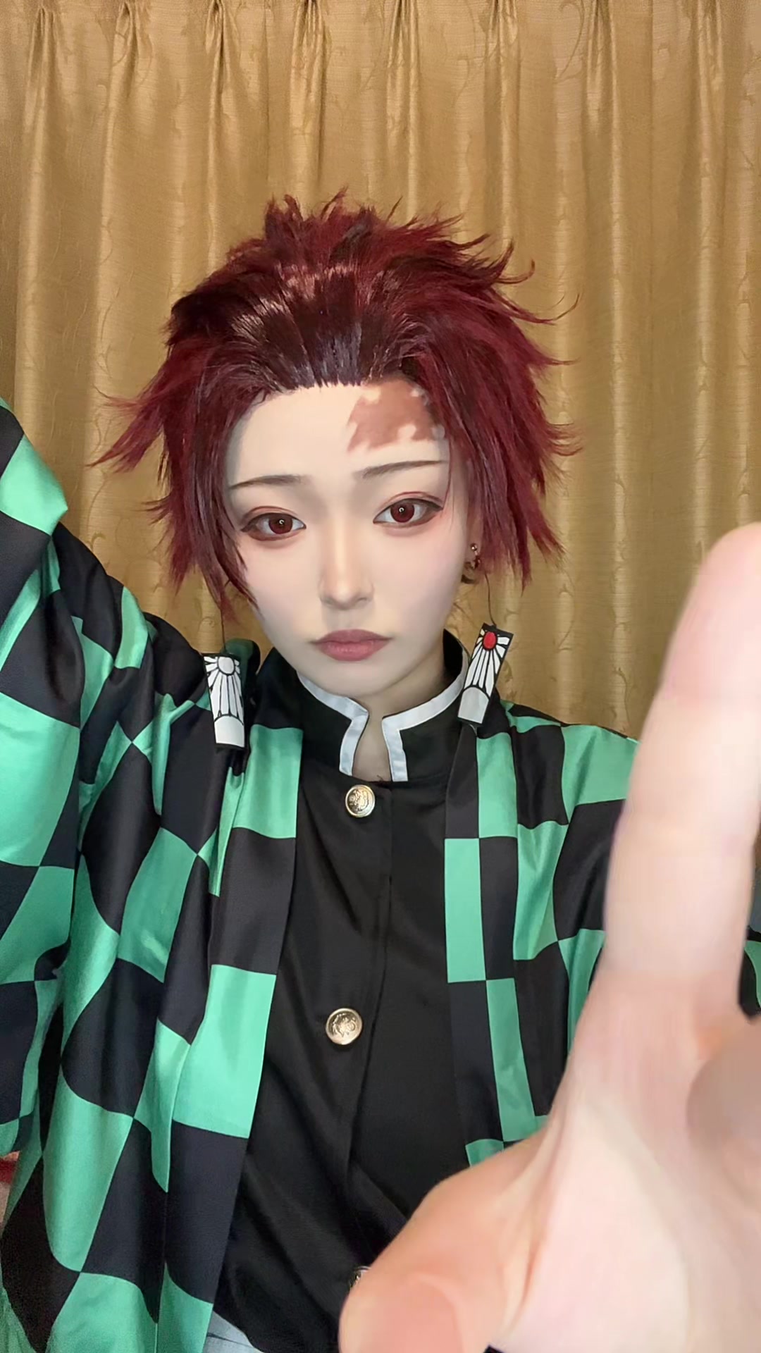 @八神れい