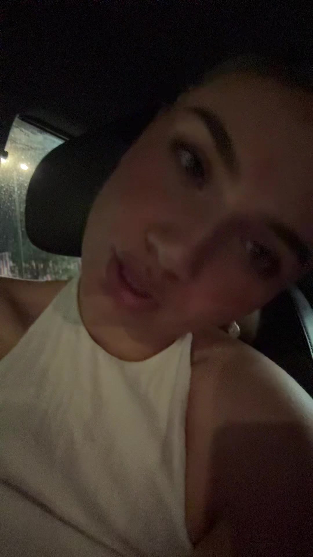 @lily