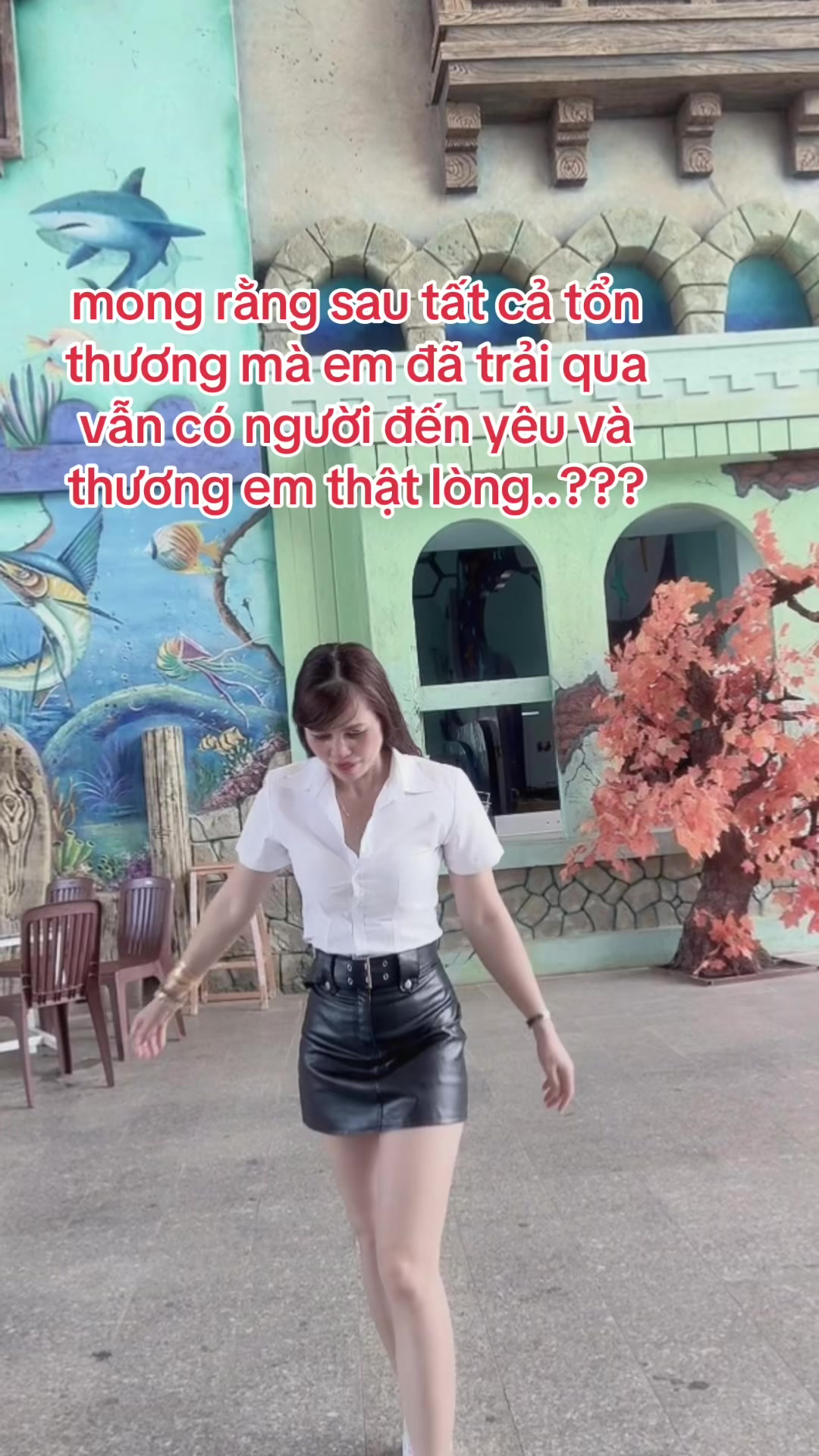 @G&aacute;i &ecirc; sắc ế