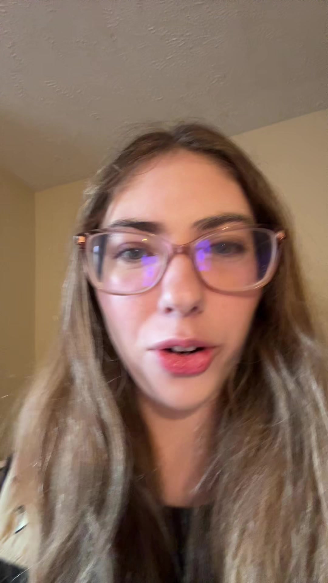 @yourmumslefttit