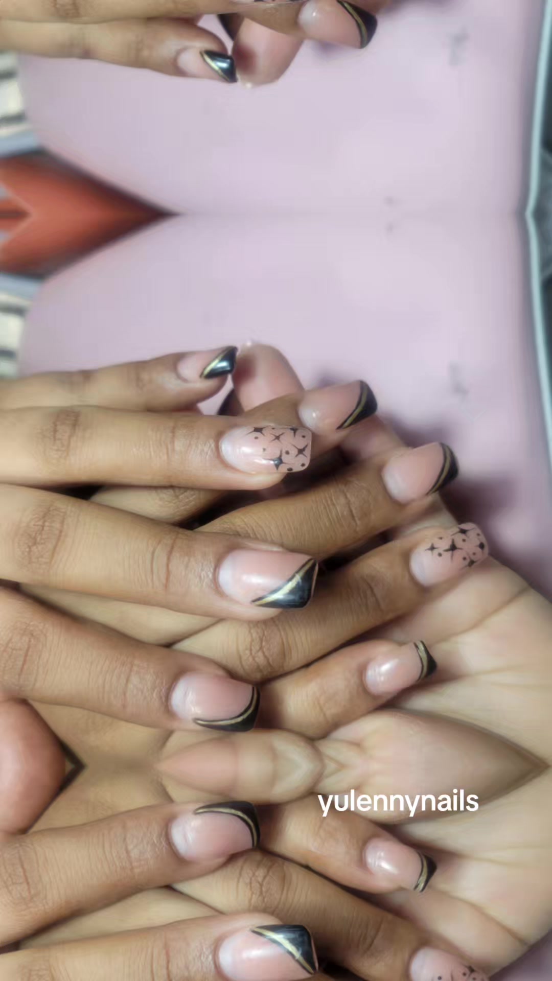 @D’Yulenny Nails 💅