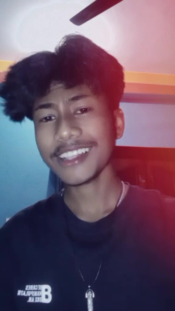 @Mr.Rajbanshi boy..ll🇳🇵💗🇲🇾