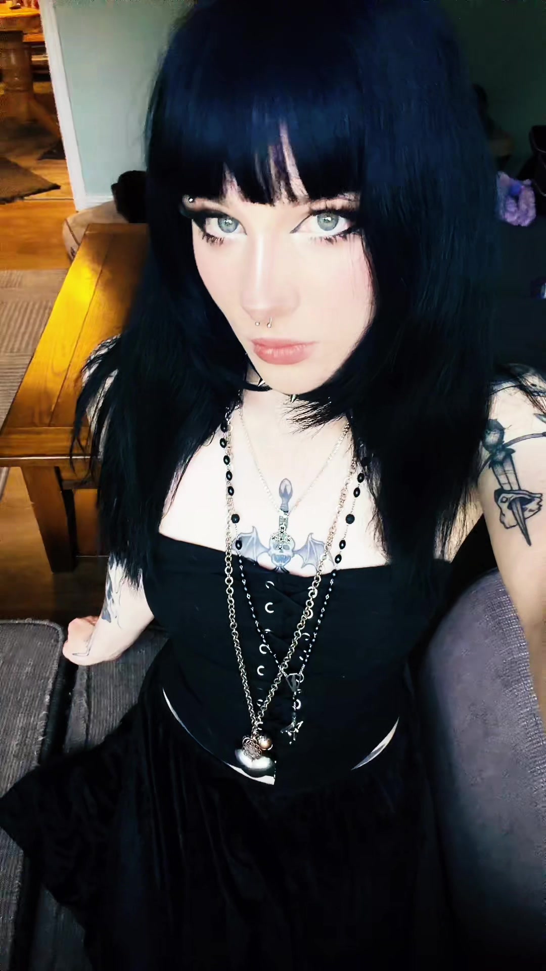 @𝕭𝖊𝖝
