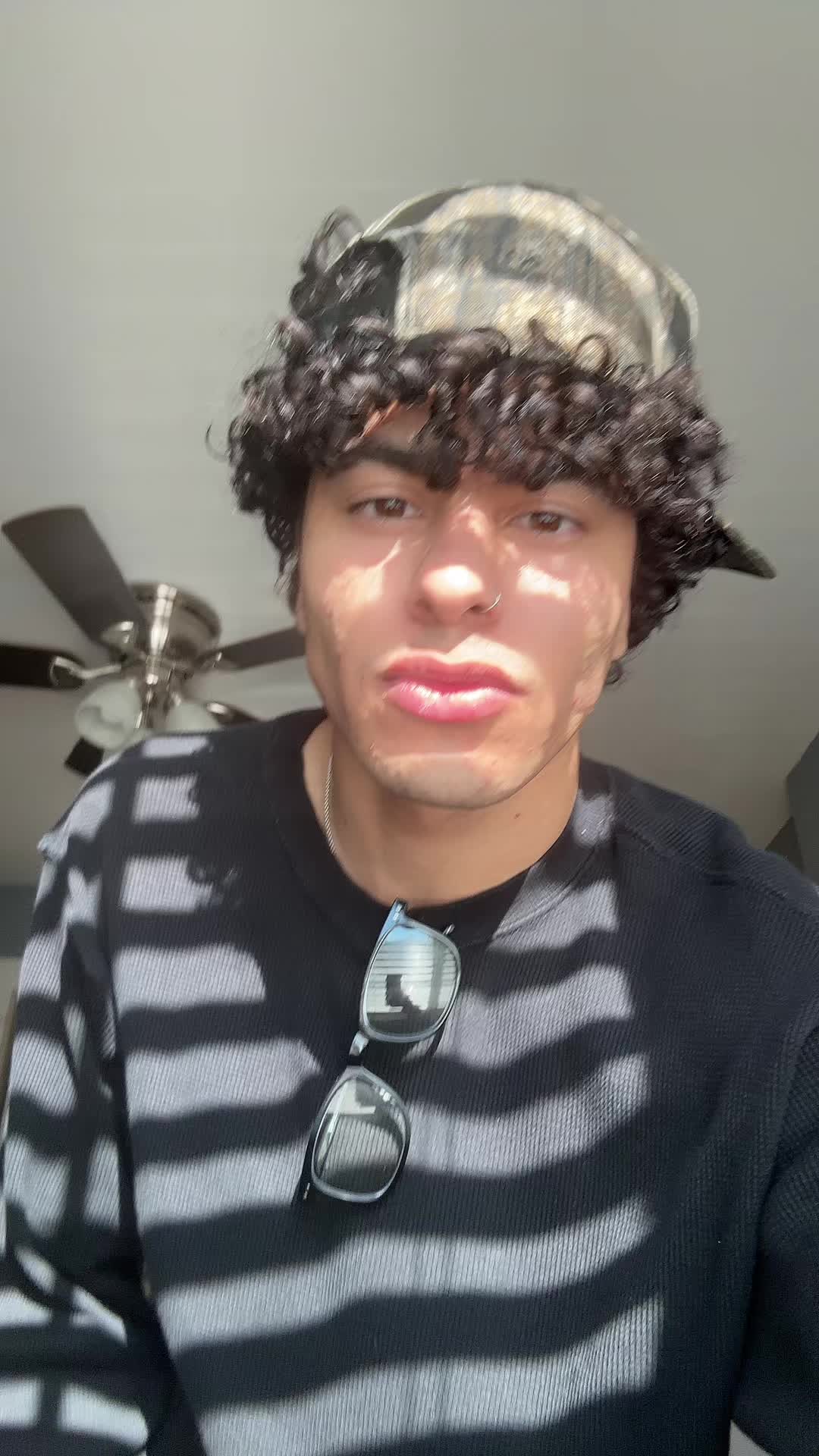 @O
