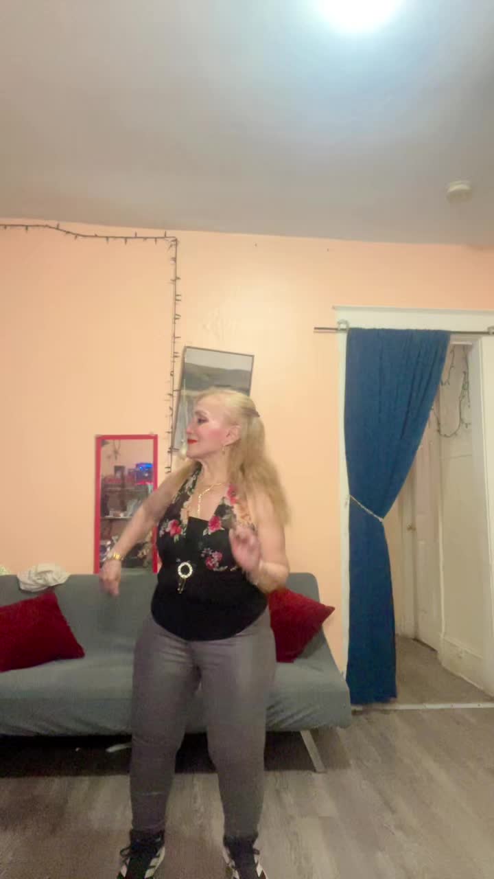 @Linda Castro