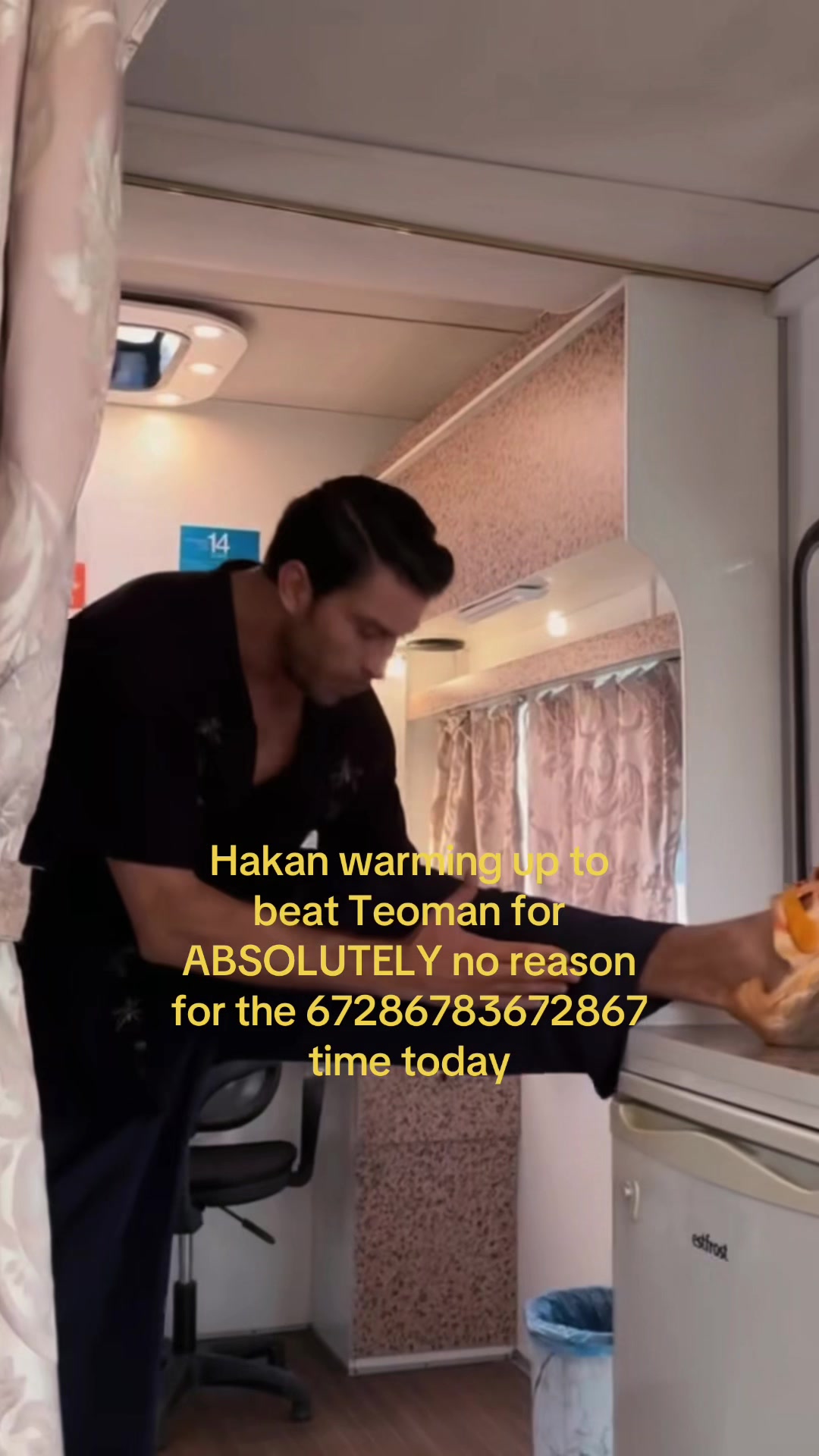@Mia