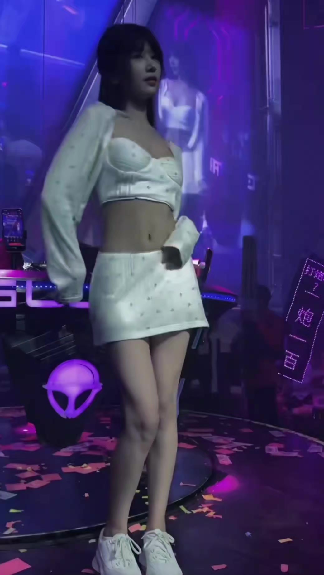 @𝔻𝕛ℕ𝕖𝕝𝕝𝕪奶栗