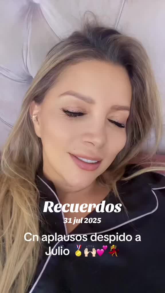 @Anna Karyna