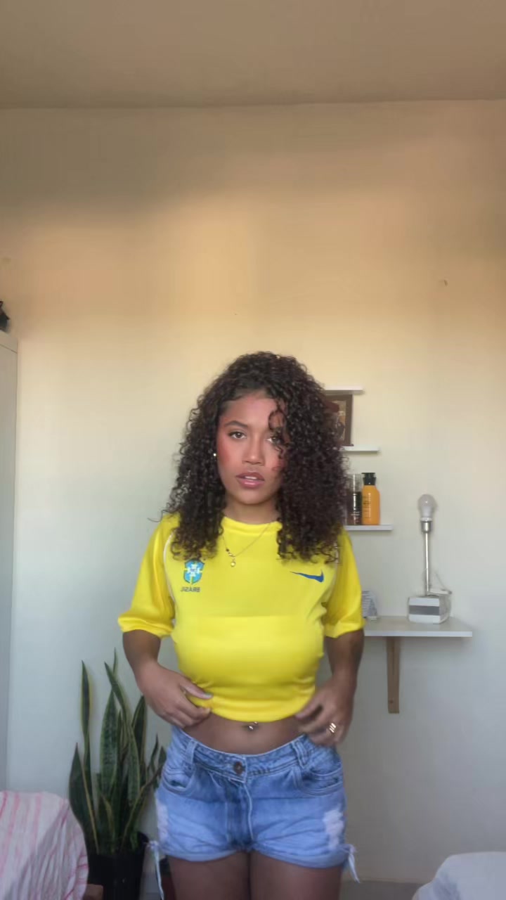 @iwishiwasanormalgirl