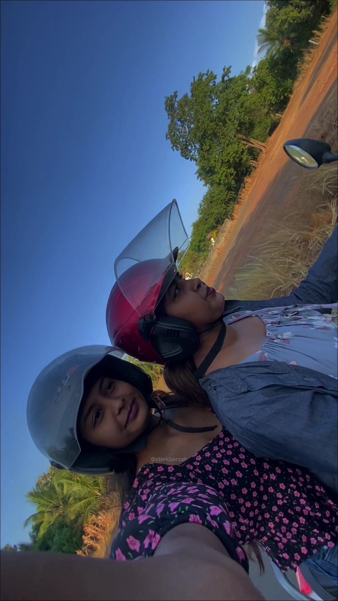 @ℒ𝒶𝓋𝒶 𝒢𝒾𝓇𝓁 🦄❤️🔥💋