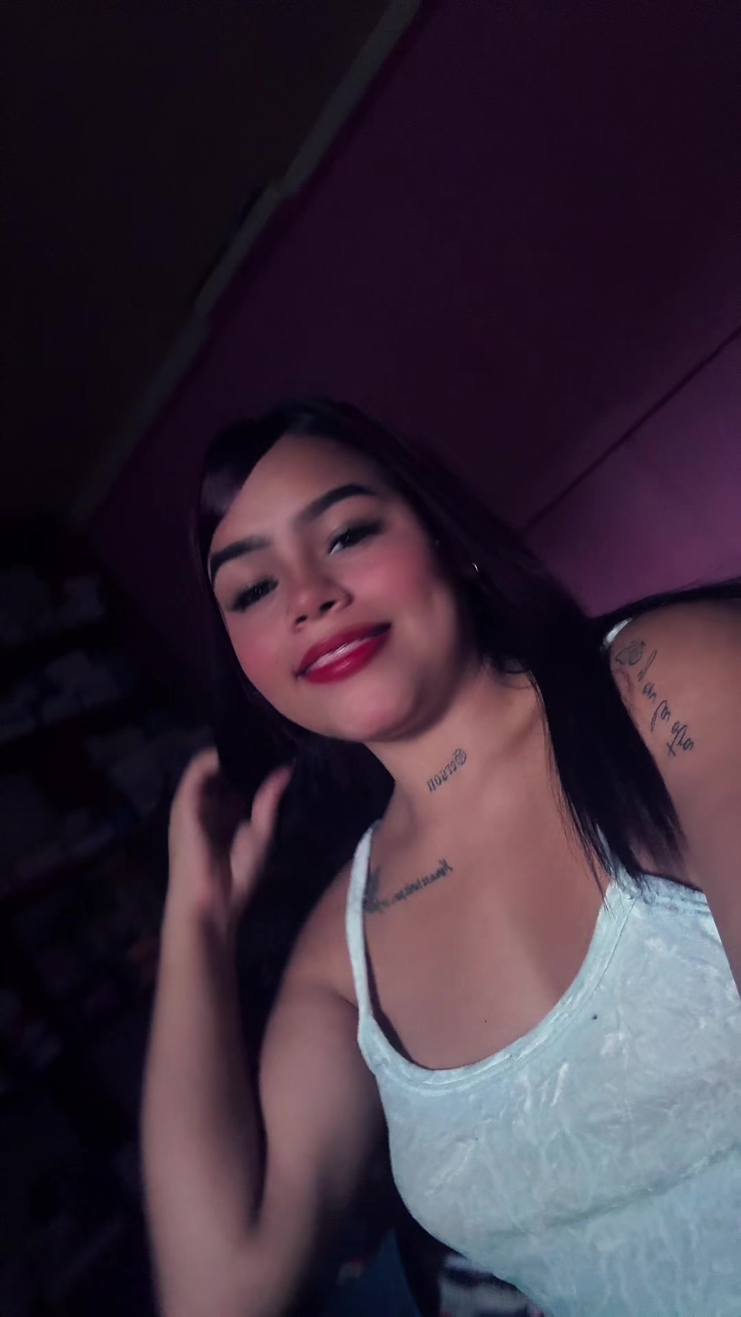 @Jessica🧡.!