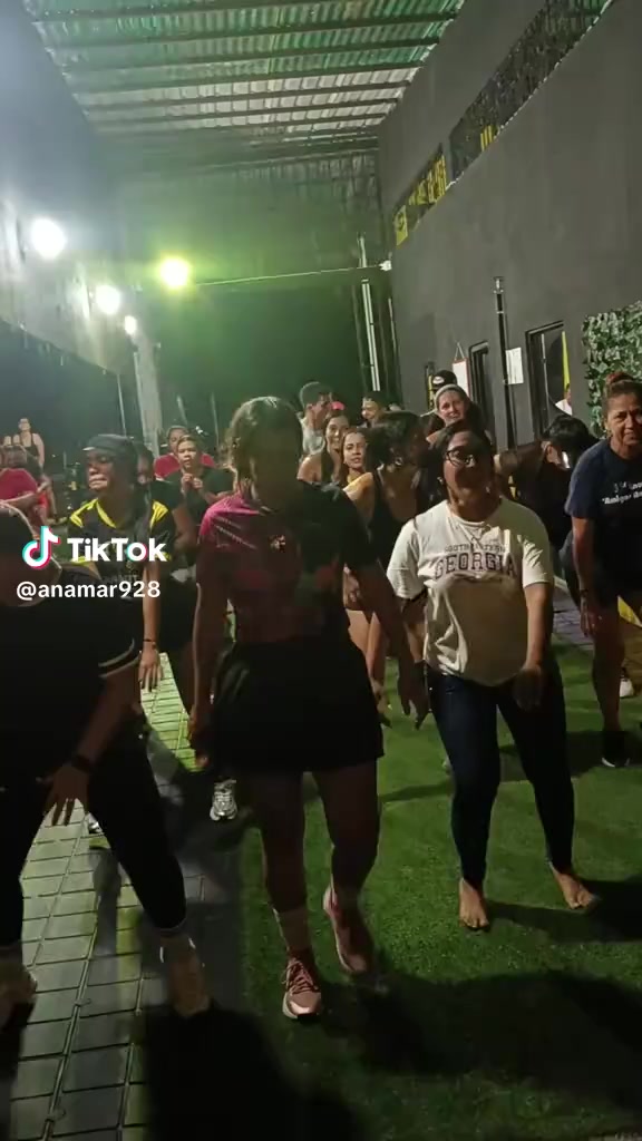 @YULIANA JARA