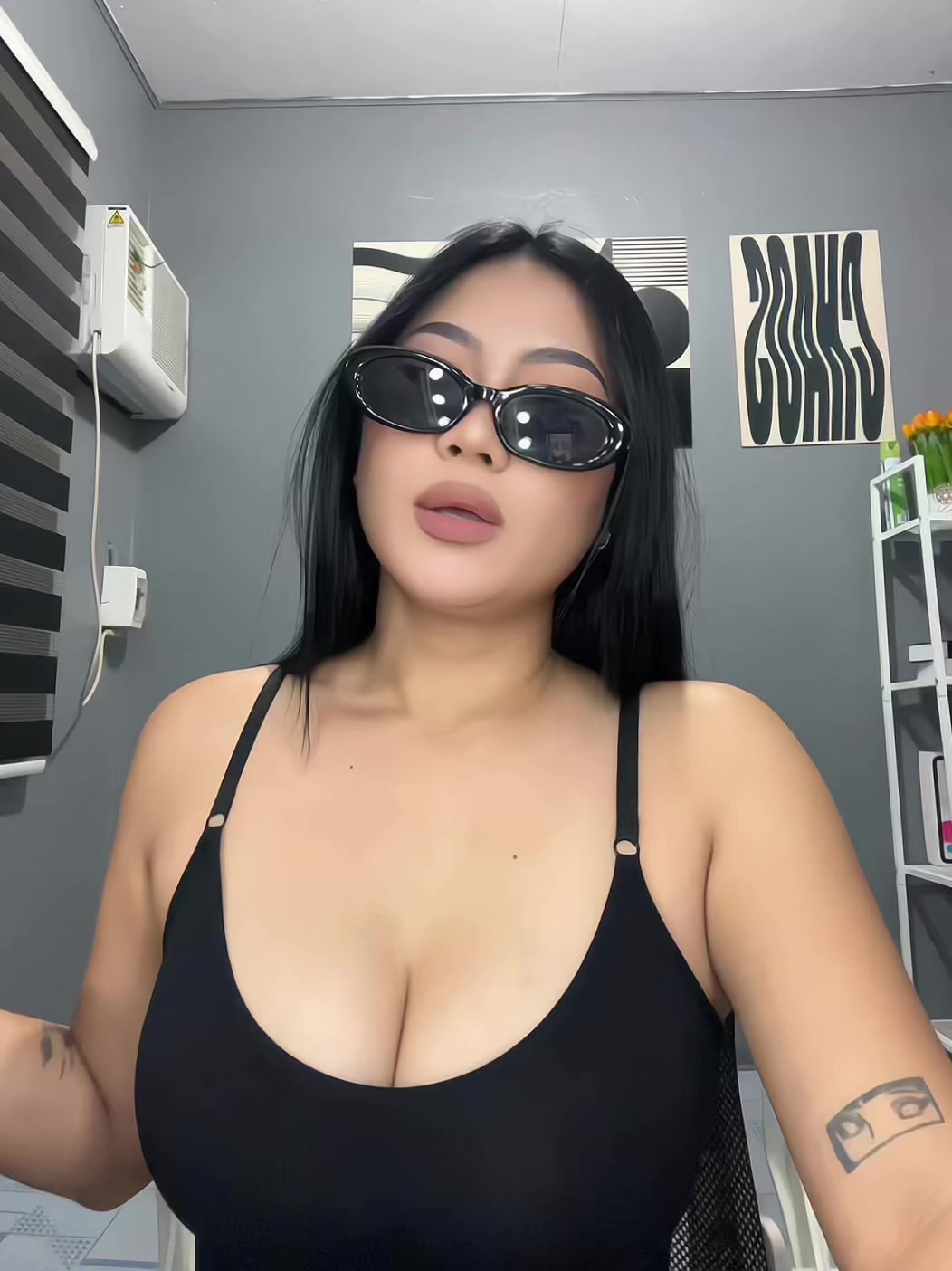 @Hotiemeh