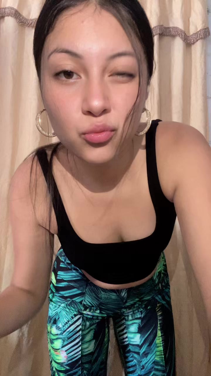 @Valeskaa🎀