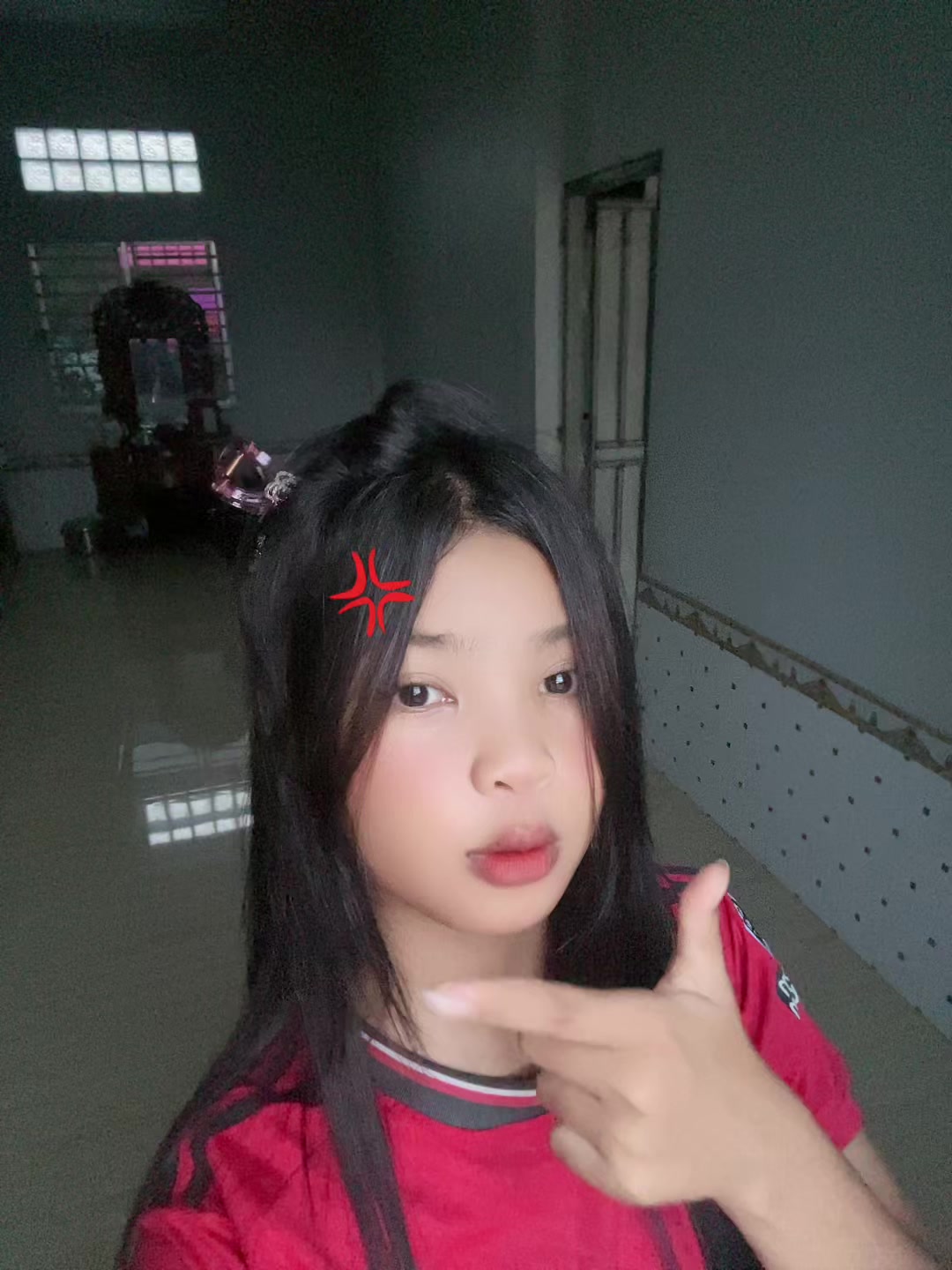 @CHE TRẢ