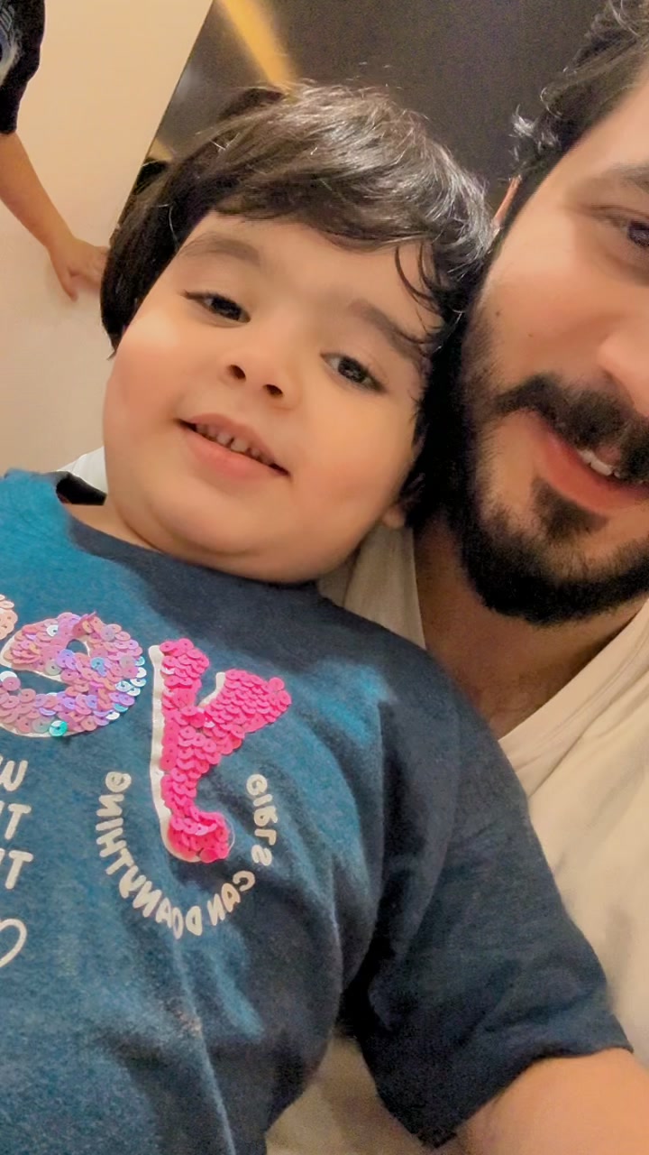 @Mian Khizar Hayat 🦅