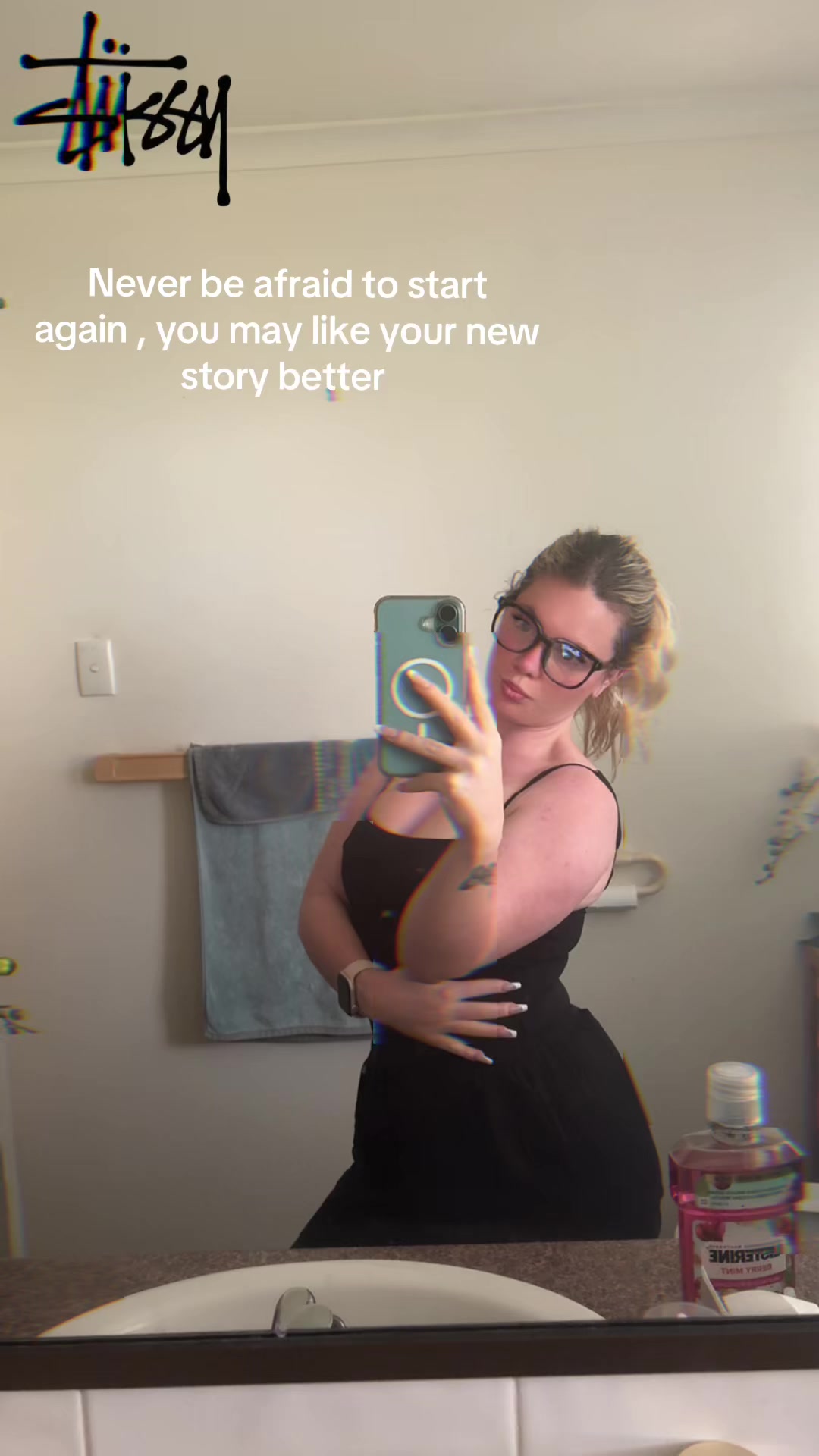 @Em𑣲