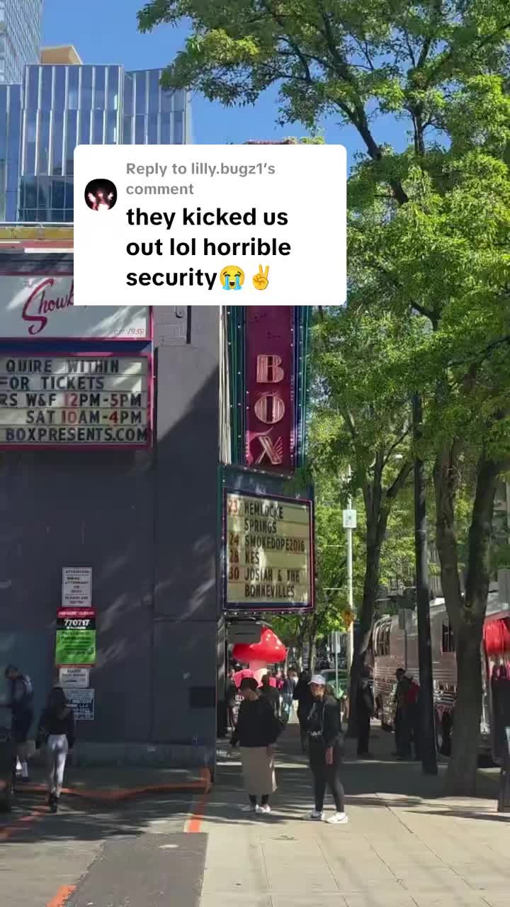 @Strechedurhole