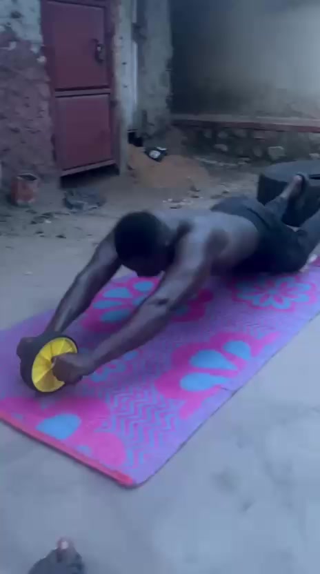 @N&eacute;h&eacute;mie💪🇨🇩