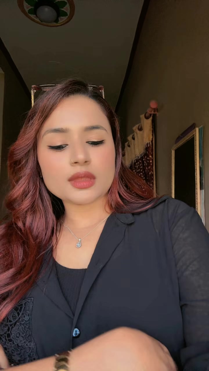 @reetu_thakuri 🧿🦋