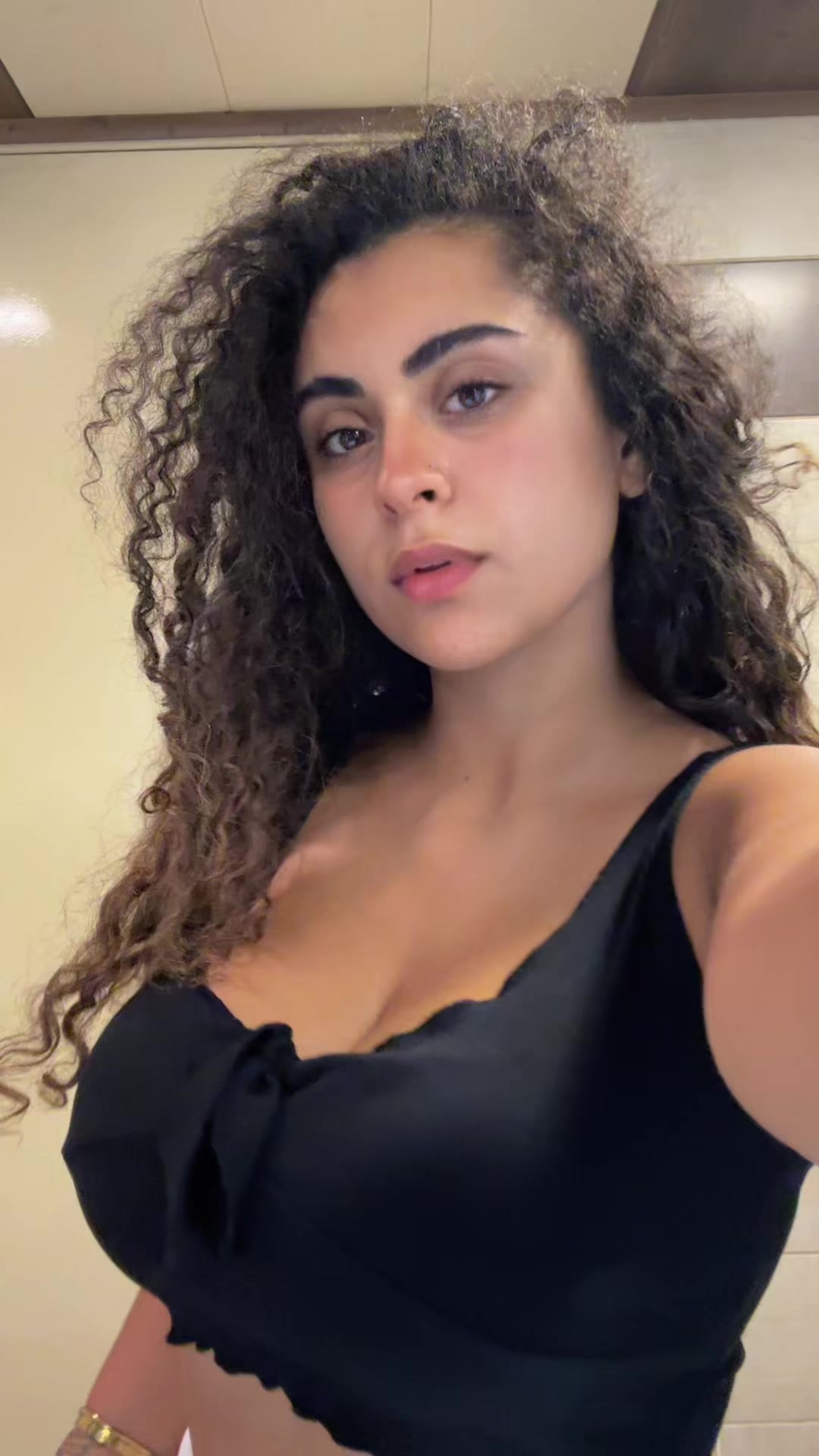 @Lamitaakiki