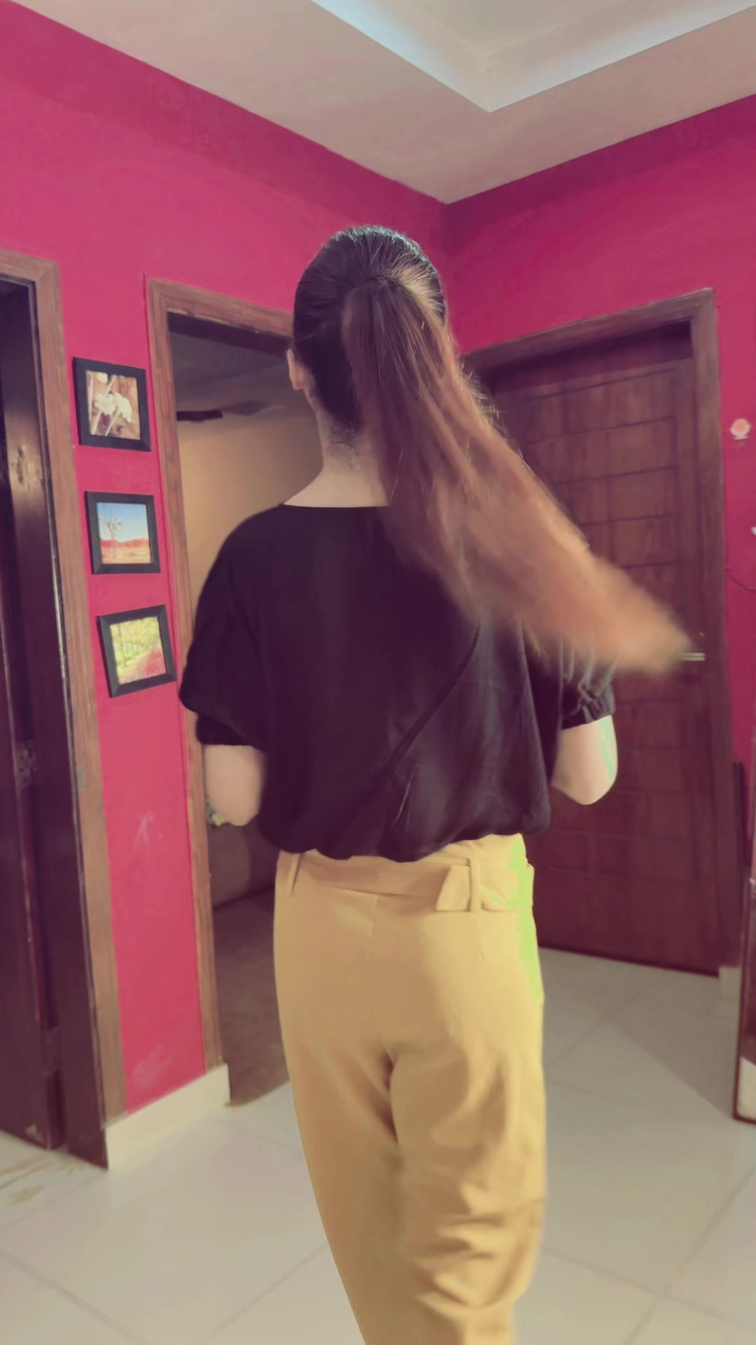 @MAHI 👑
