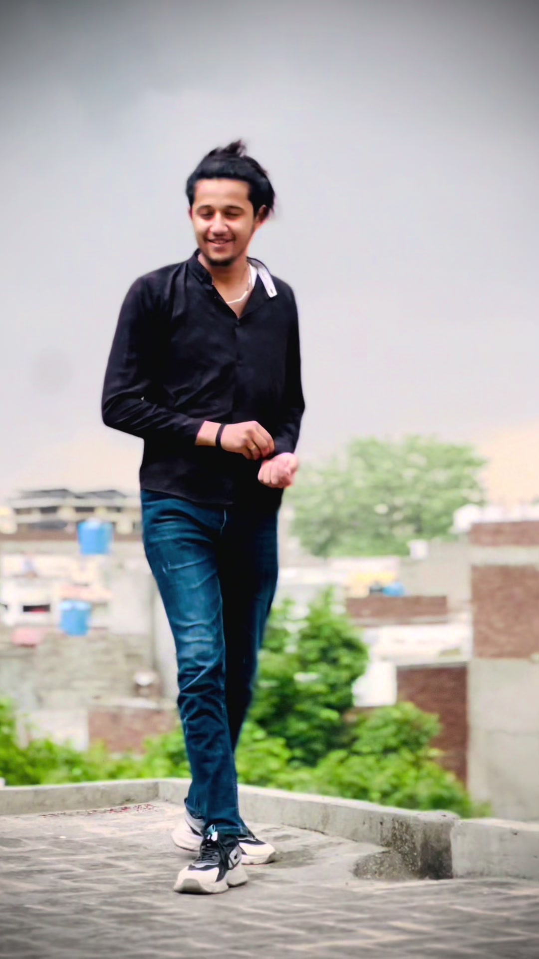@Abdul Rehman Sanyara👇😎