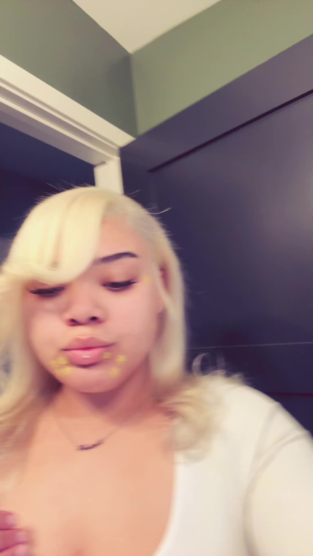 @lillayaletoffbutton