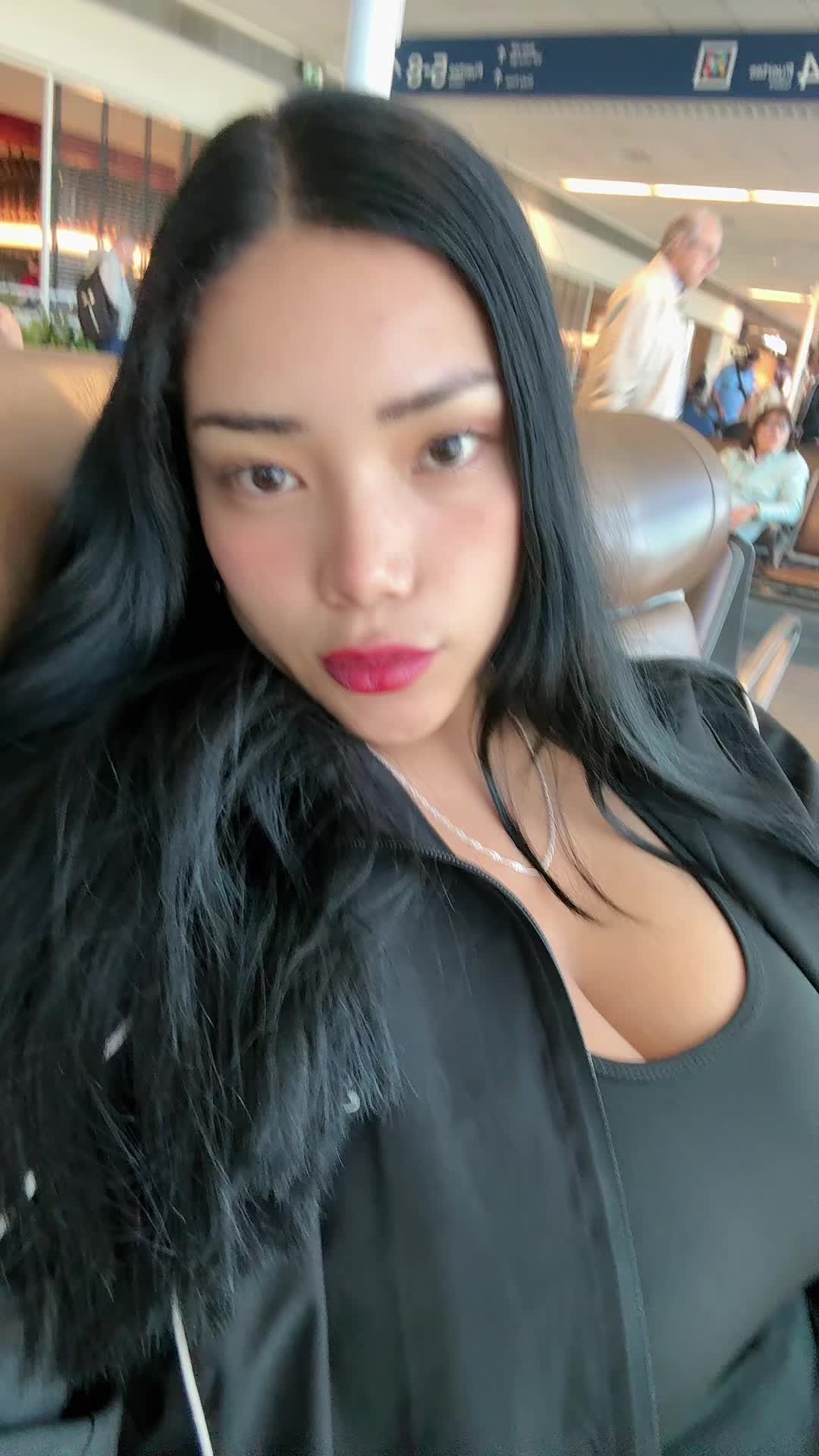@Jhudit N ✈️💫💞