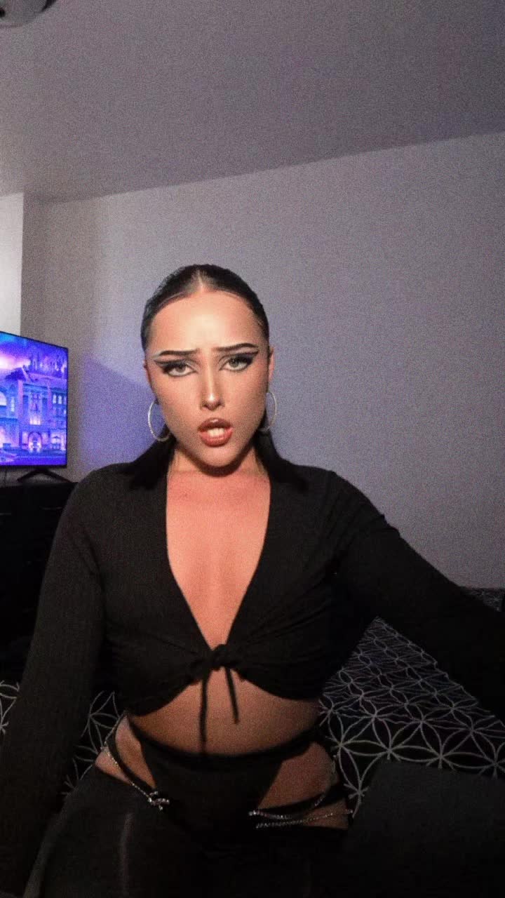 @Jolianne