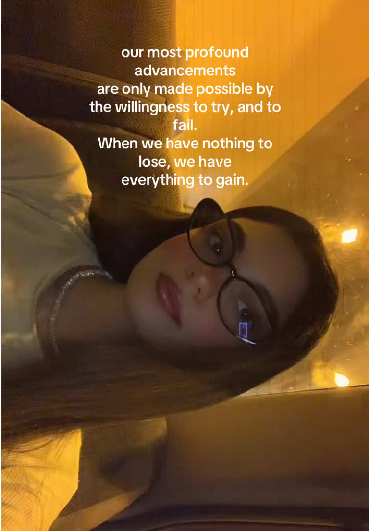 @loeloaa_
