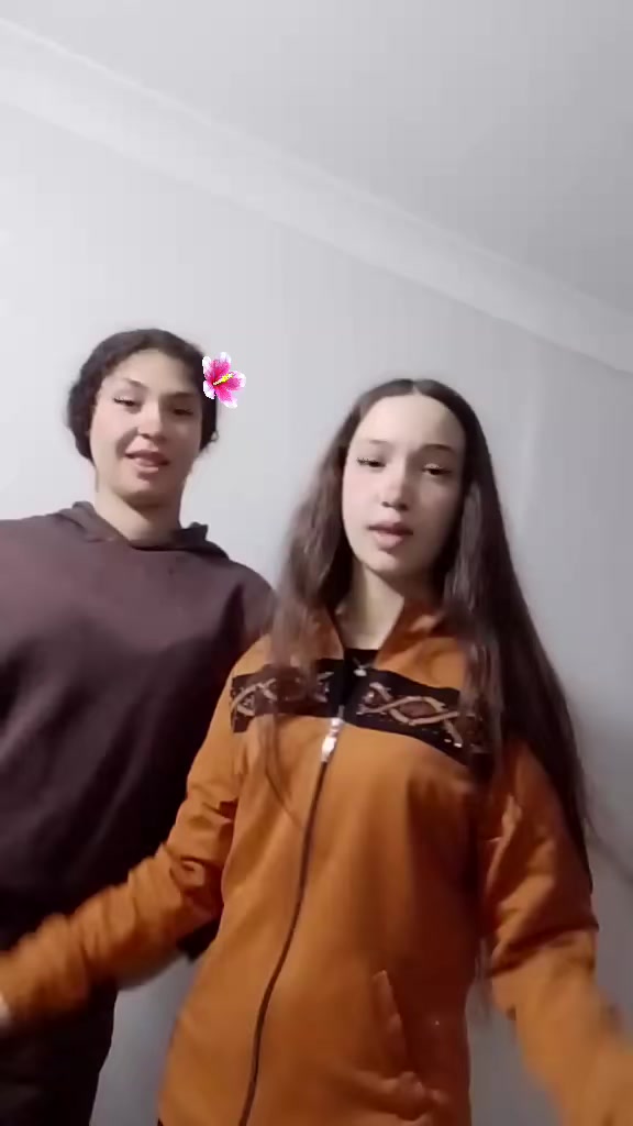@Ecrin_