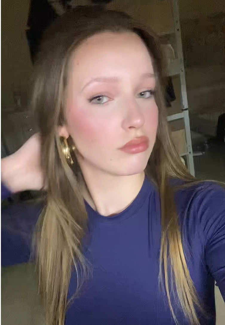 @Aysu