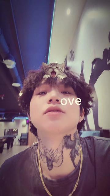@Joven