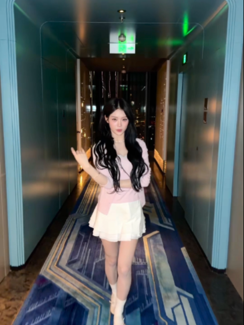 @tripleS