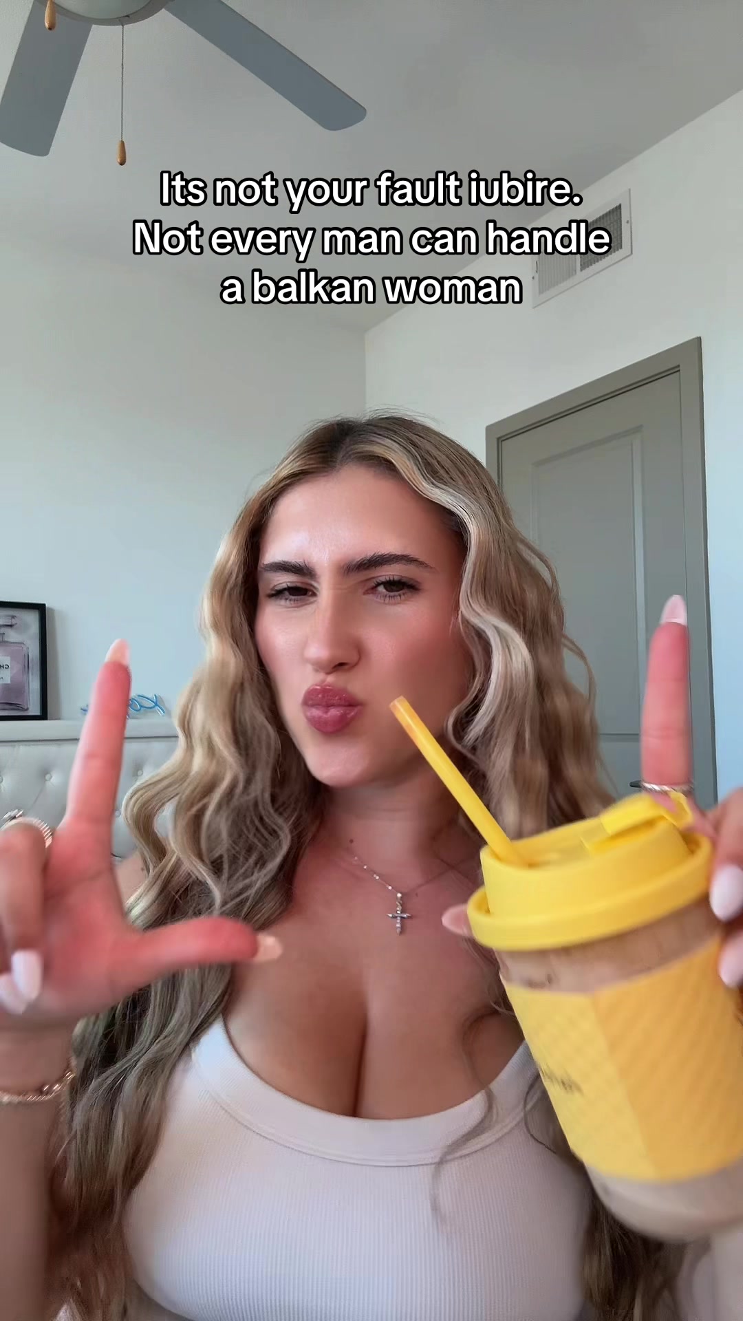 @Gabriela Raiciof