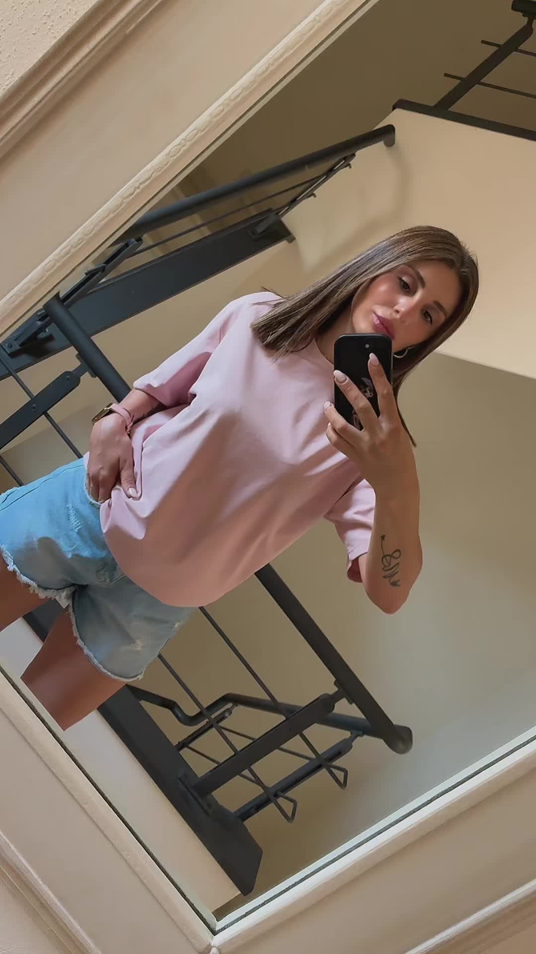 @ნინა