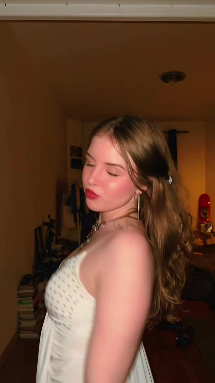 @𝕷𝖚𝖈𝖎𝖑𝖑𝖊