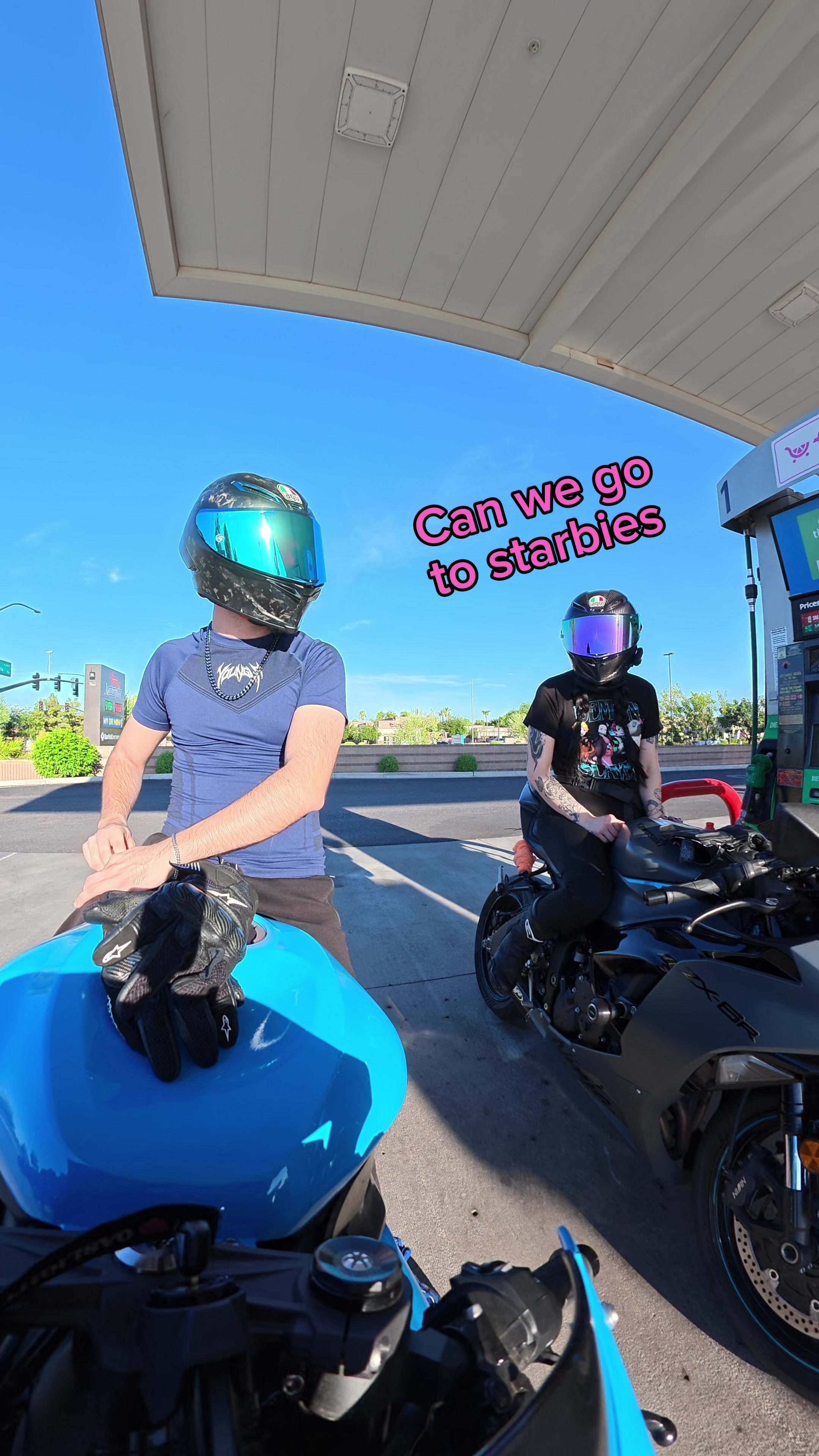 @Moto Moe