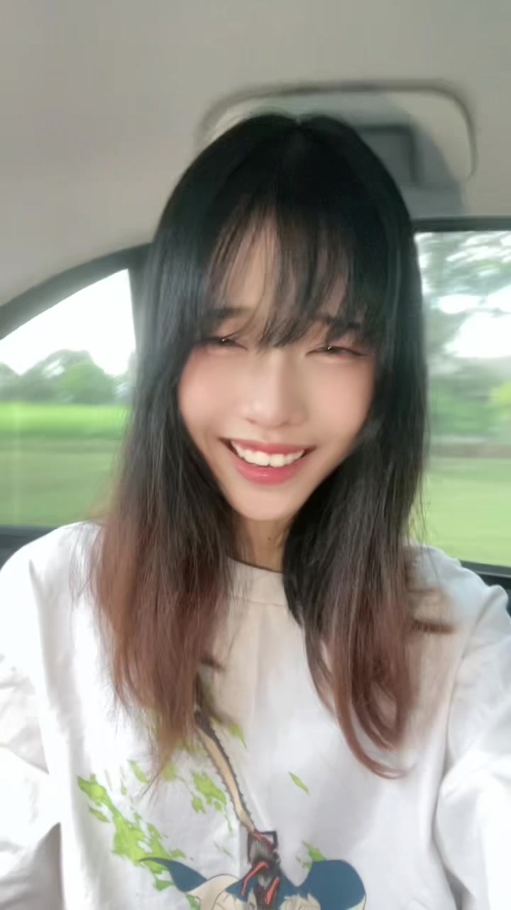 @Emi 🐇