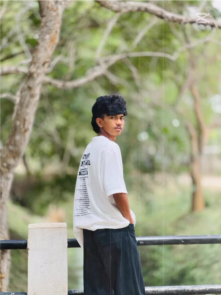 @_ℝ𝕒𝕧𝕚𝕪𝕒_🀄☬