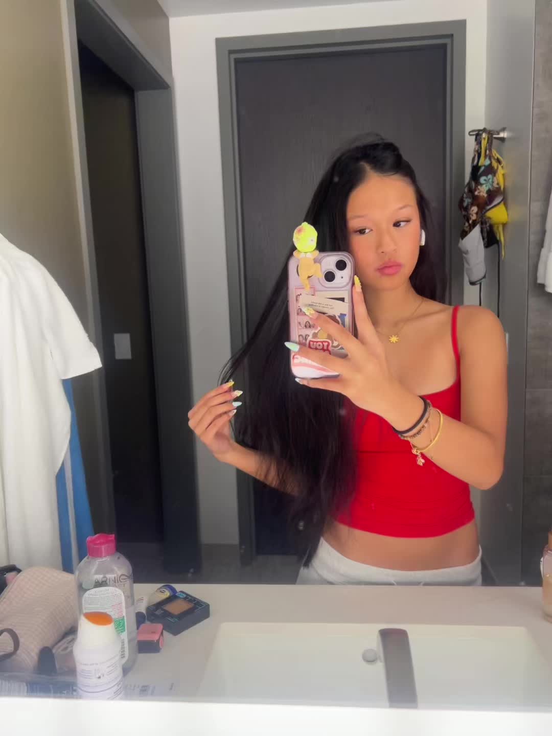 @buymestarbucks