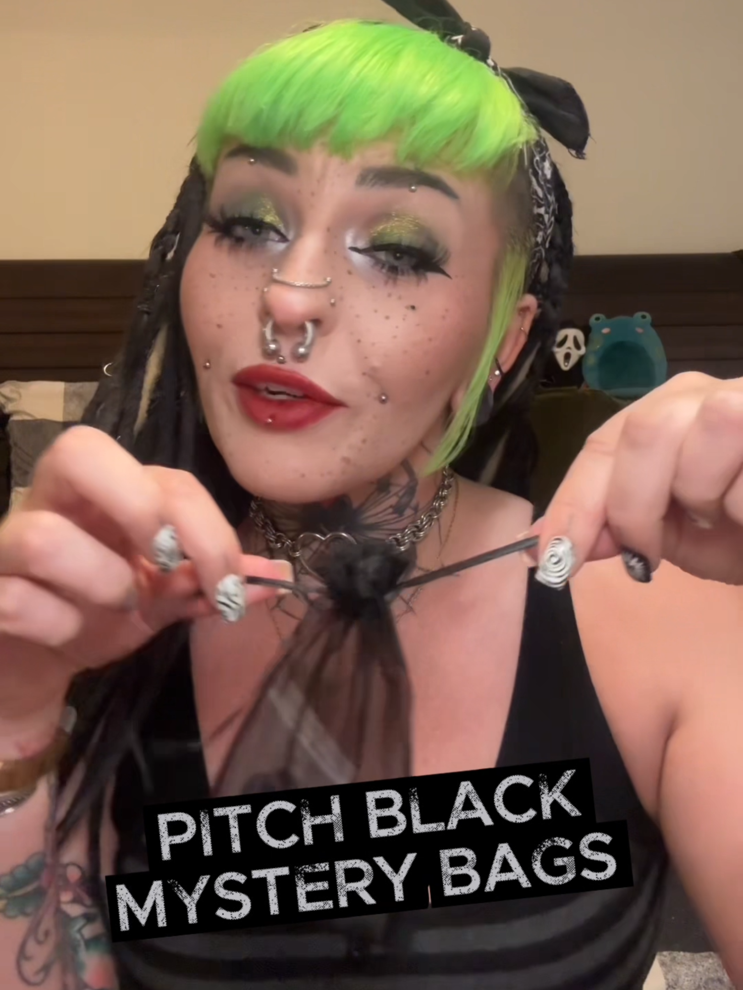 @twofeatherconnection
