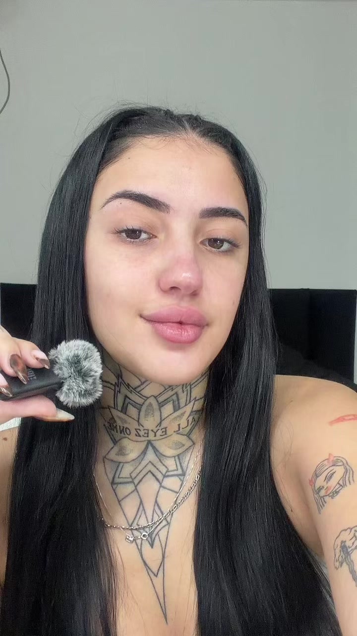 @Mia Rezanowicz 👸🏻