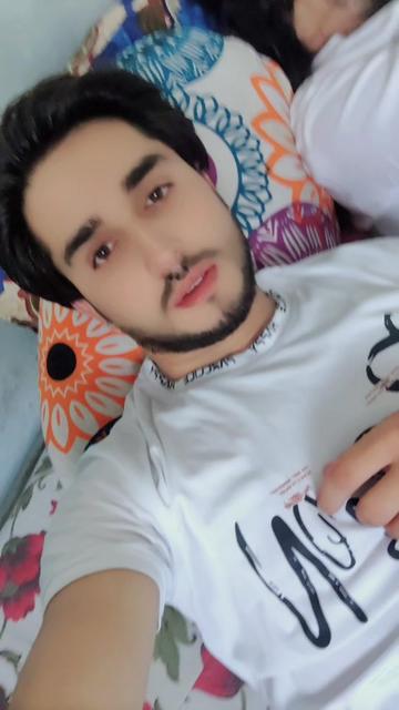 @✨Naveed✨🗿