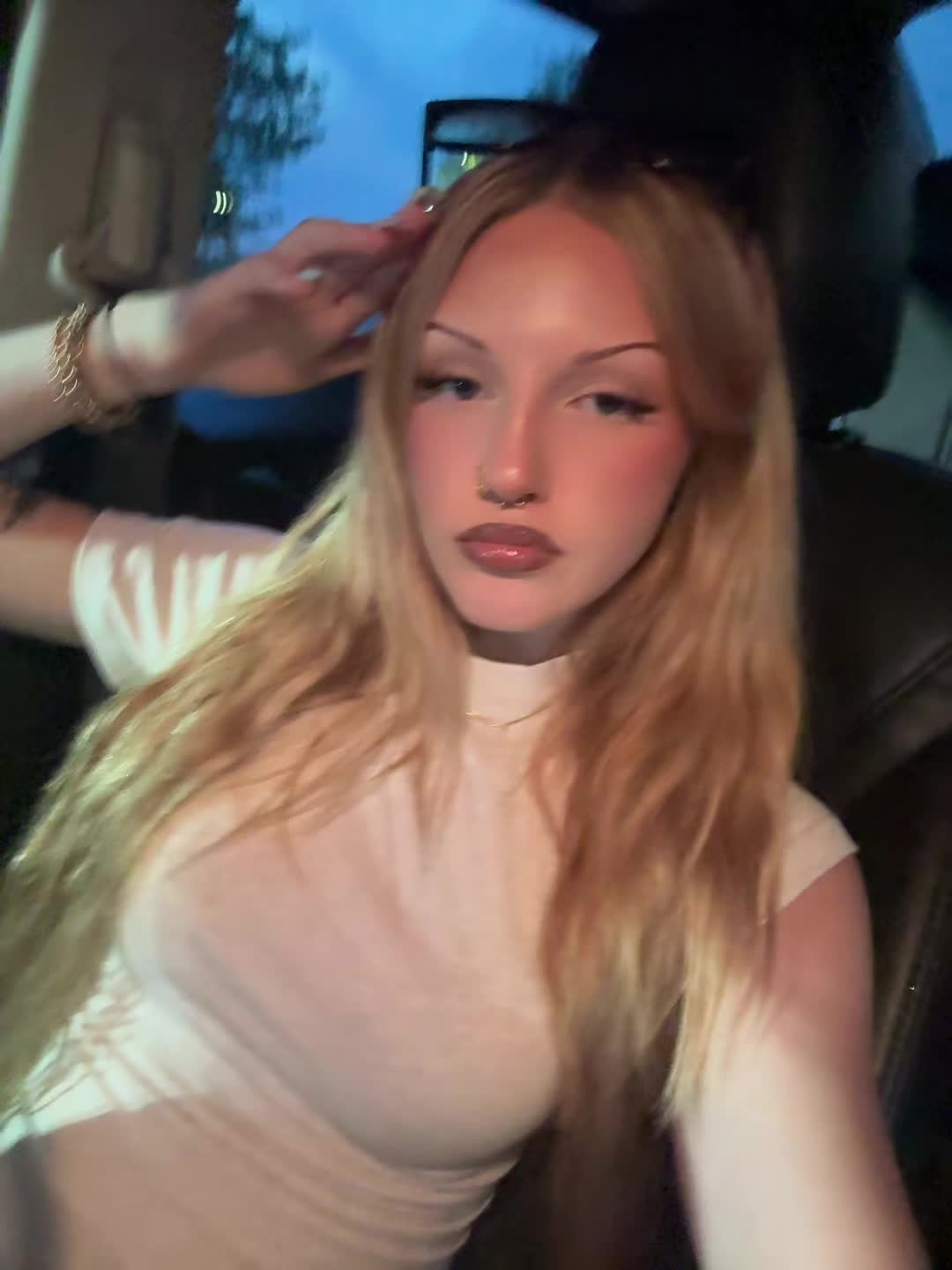 @lex ✧˚ &middot; .