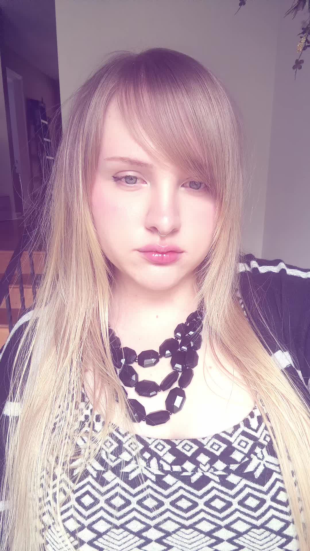 @randomcoolfriendonline